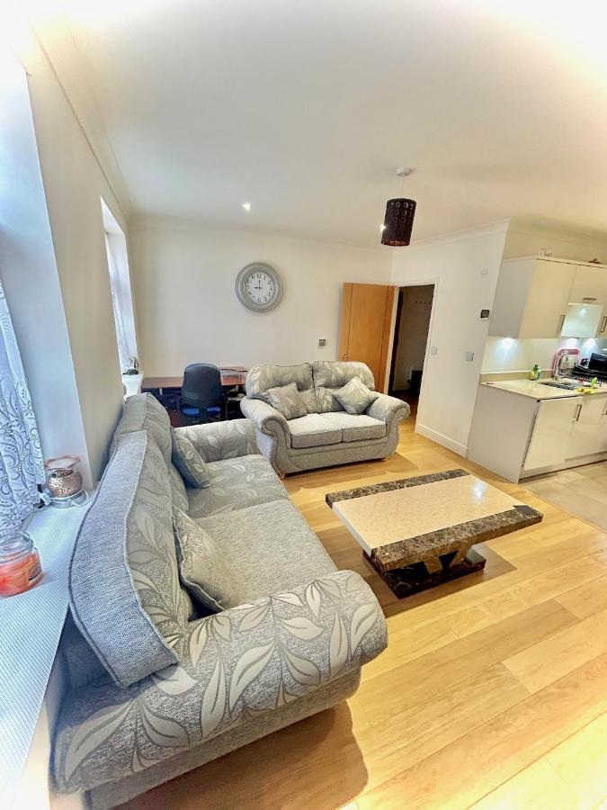 Lovely Cosy Apartment Bromley Exterior photo